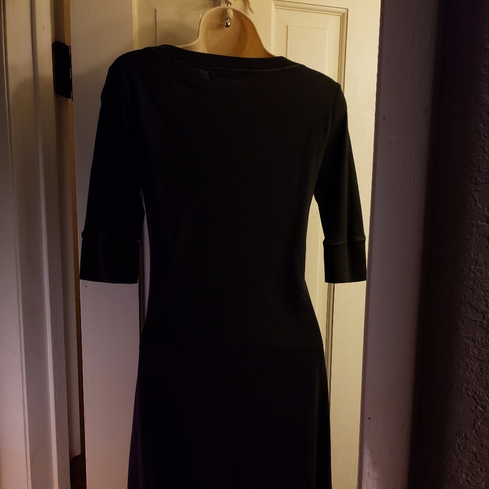Dress - Picture 3 of 4